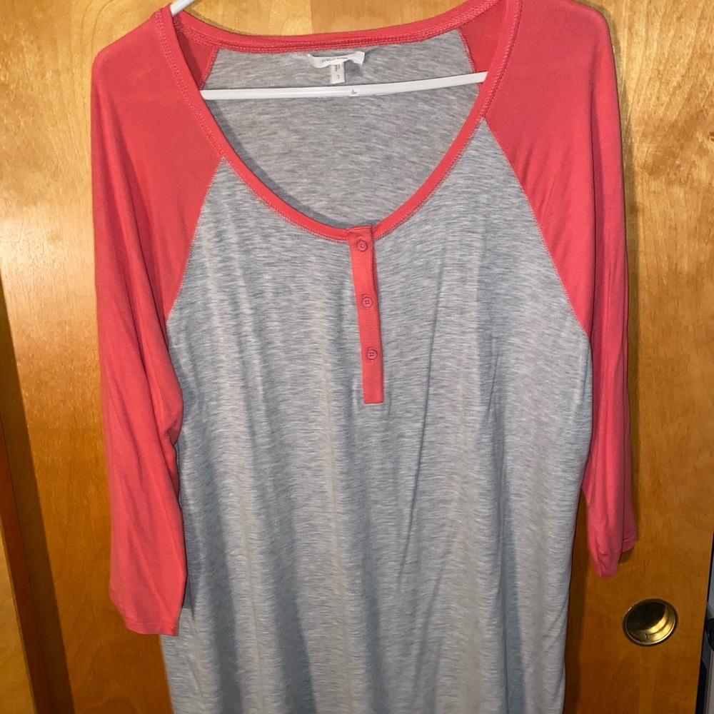 3/4 length comfy shirt